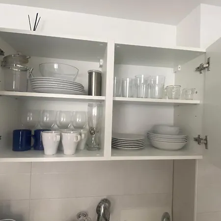 Zentral Gelegene Schoene In Mitte, Neu Renoviert, Direkte Naehe Zum Klinikum Im Viertel , Balkon 아파트 브레멘